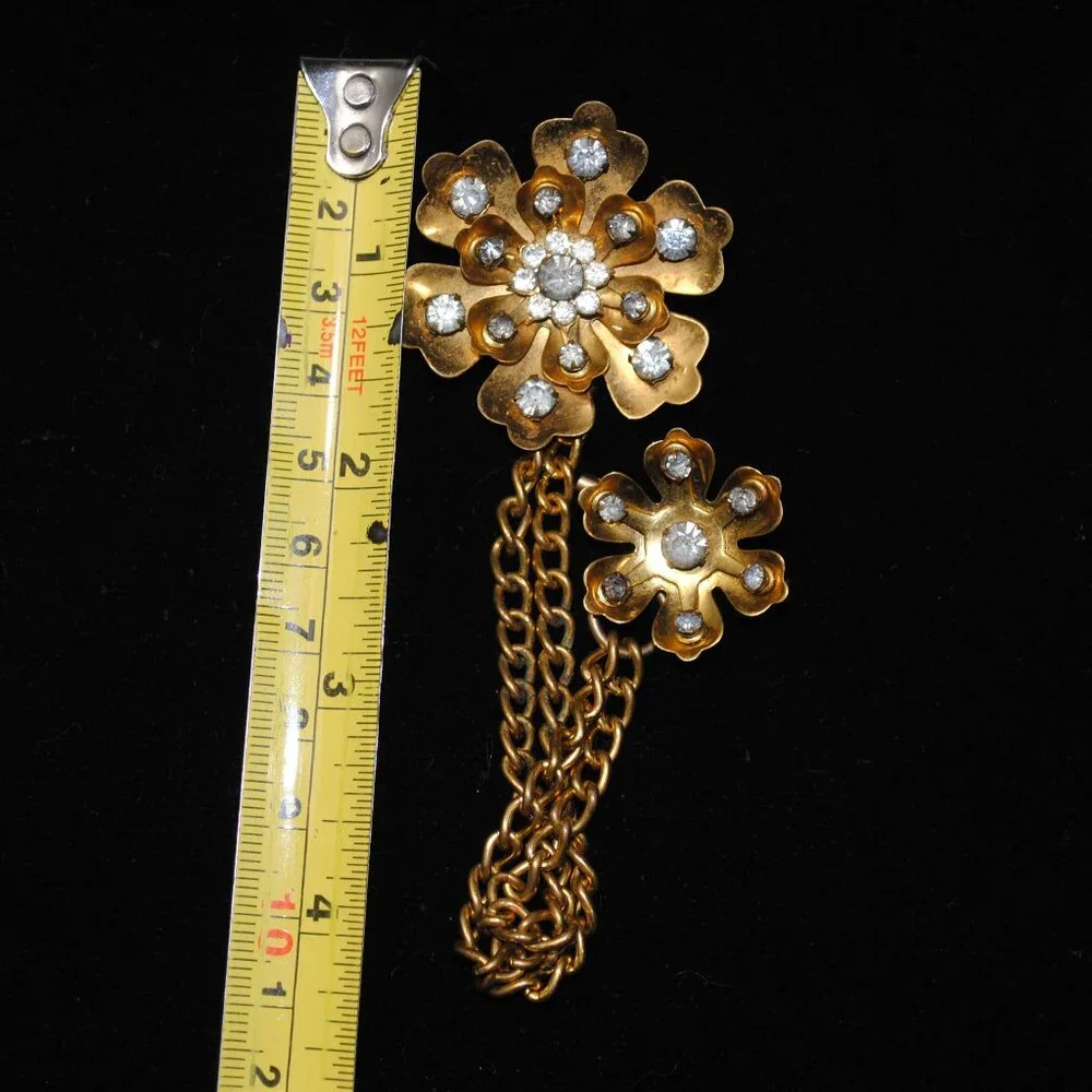 Vintage Chain-linked Gold-tone Flower Collar Brooches / Sweater Guard Rhinestone